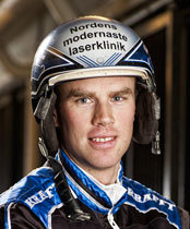 HenrikSvensson_72dpi_174x210px.jpg